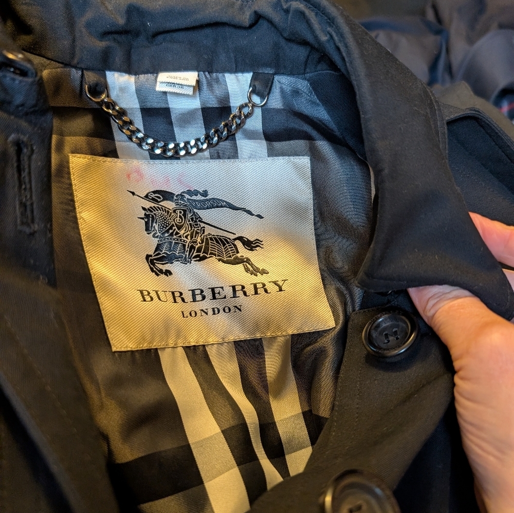 Burberry Classic Black Trench Coat Size 6 In VGUC - Picture 2 of 16